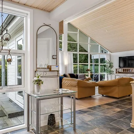 Elizabeth - 175m From The Sea By Interhome Feriehus