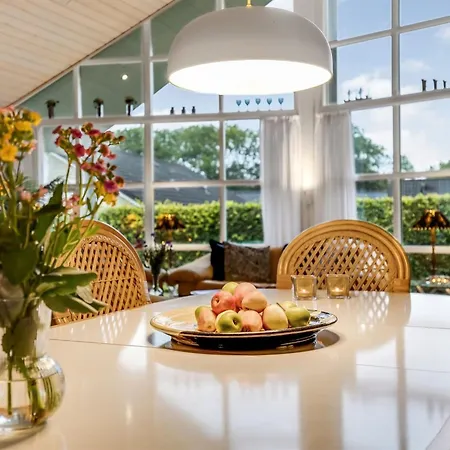 Feriehus Elizabeth - 175m From The Sea By Interhome