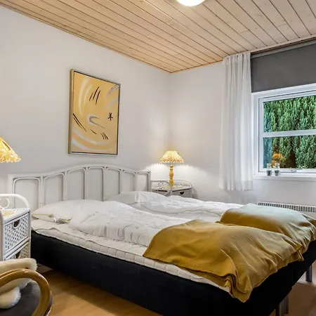 Feriehus Elizabeth - 175m From The Sea By Interhome