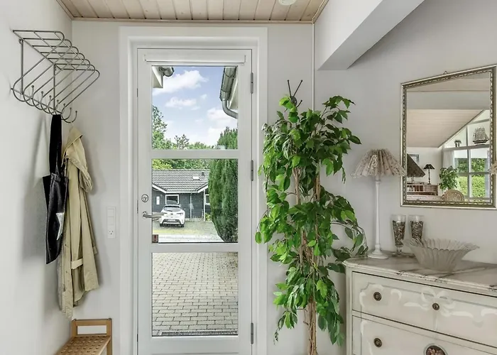 Feriehus Elizabeth - 175m From The Sea By Interhome *